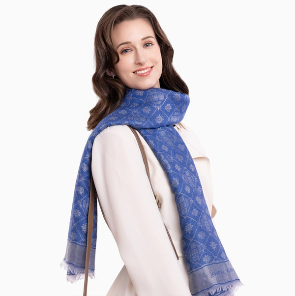 Zhen Shan Ren Long Scarf Royal Blue Modeling - Shen Yun Collections